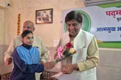 9381bd75-69af-4700-b429-dc51e716bf66